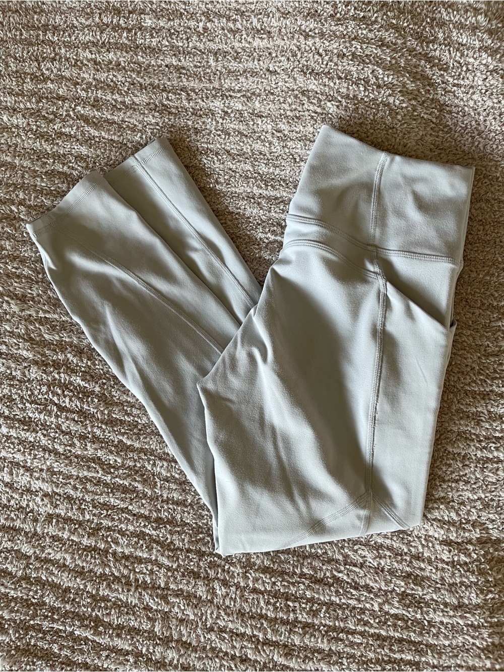 Fabletics Oasis PureLuxe 7/8 Pocket Leggings Grey S